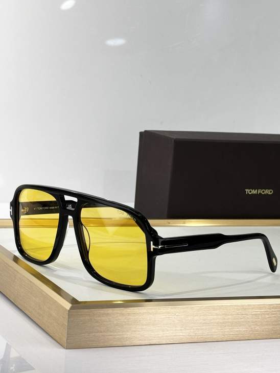 Picture of Tom Ford Sunglasses _SKUfw76324082fw